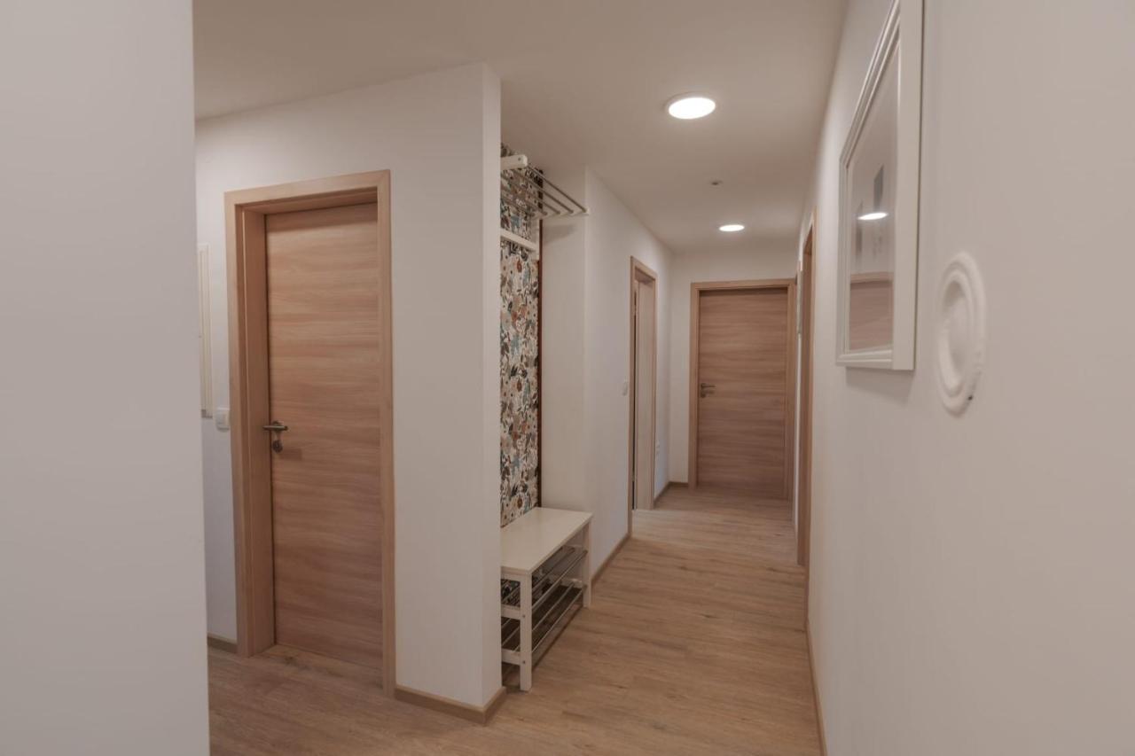 Apartma Lamberger Zirovnica